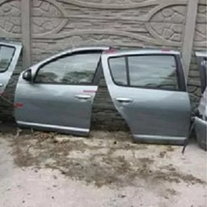 Двери,  Капот,  ляда,  ЭСП Renault Sandero,  Рено Сандеро