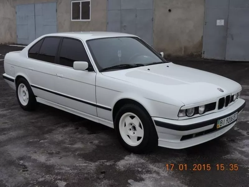 Накладка на бампер BMW 5 series 88-95