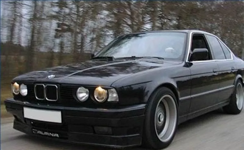 Накладка на бампер BMW 5 series 88-95 2